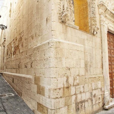 Essentia Rooms- Ortigia Holidays シラクーサ エクステリア 写真
