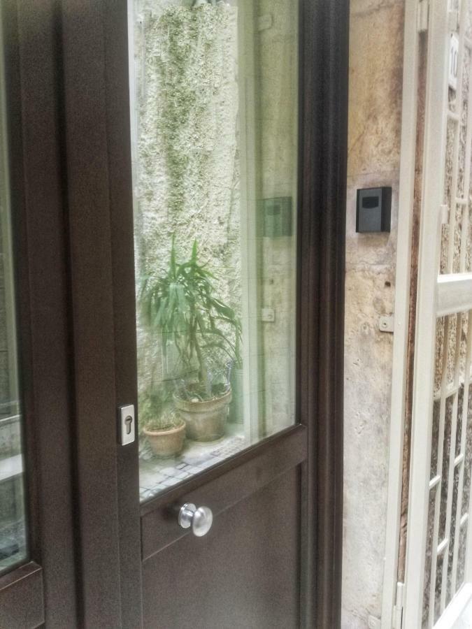 Essentia Rooms- Ortigia Holidays シラクーサ エクステリア 写真