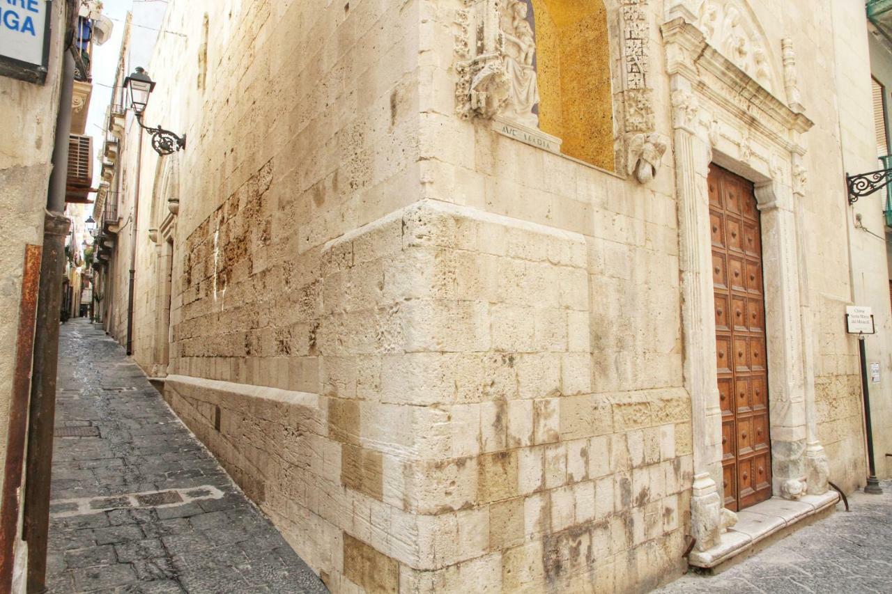 Essentia Rooms- Ortigia Holidays シラクーサ エクステリア 写真