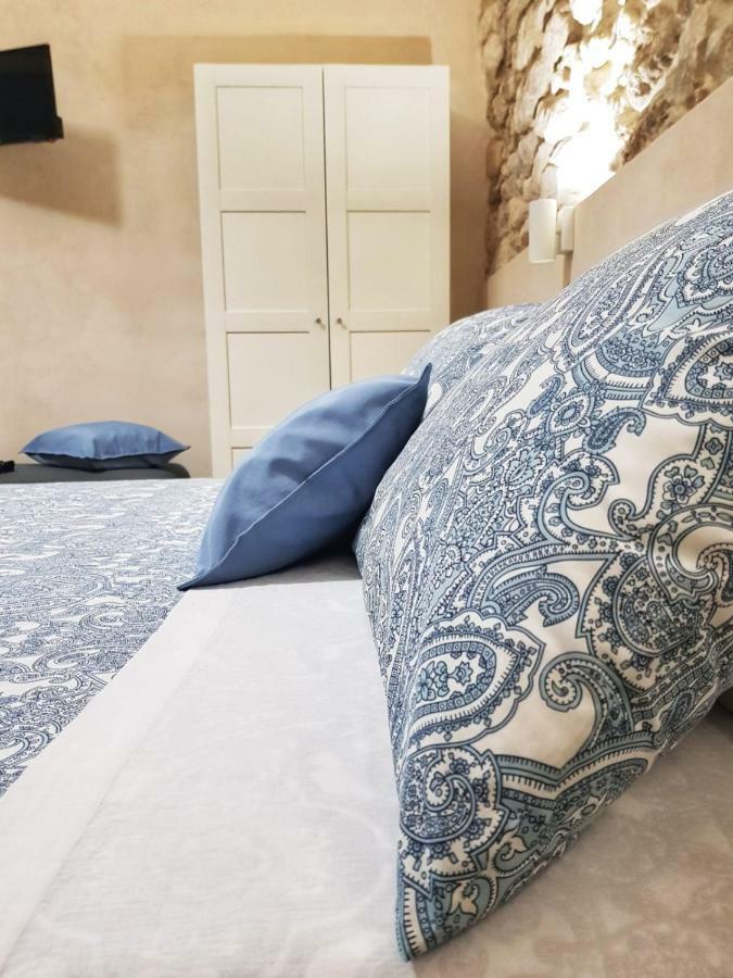 Essentia Rooms- Ortigia Holidays シラクーサ エクステリア 写真