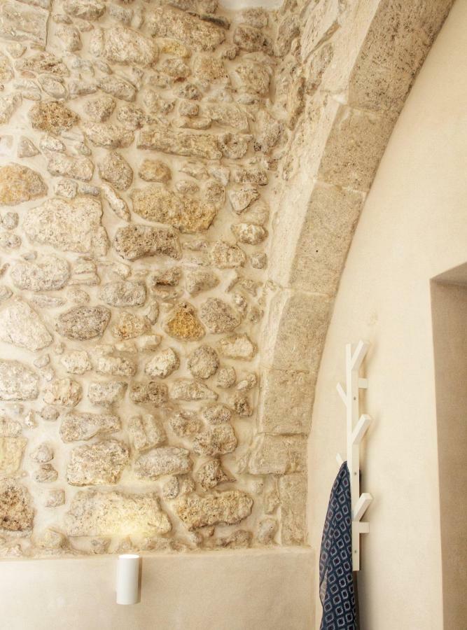 Essentia Rooms- Ortigia Holidays シラクーサ エクステリア 写真